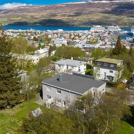 Guesthouse Akureyri - Apartments Near Down Town Exterior foto