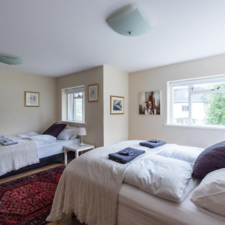 Guesthouse Akureyri - Apartments Near Down Town Exterior foto
