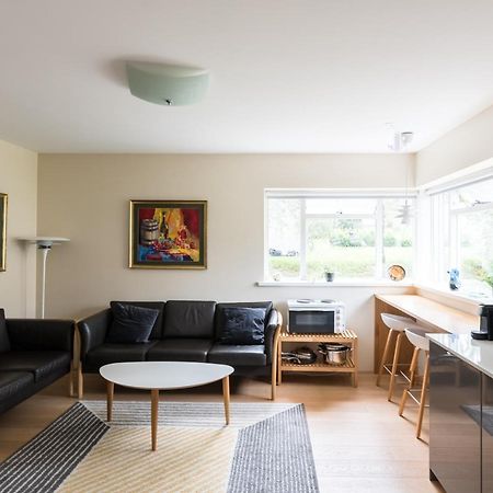 Guesthouse Akureyri - Apartments Near Down Town Exterior foto