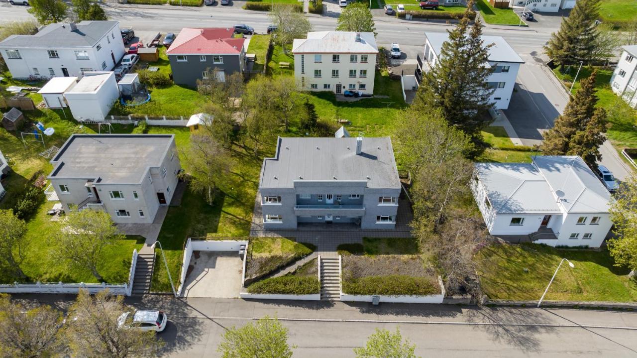 Guesthouse Akureyri - Apartments Near Down Town Exterior foto